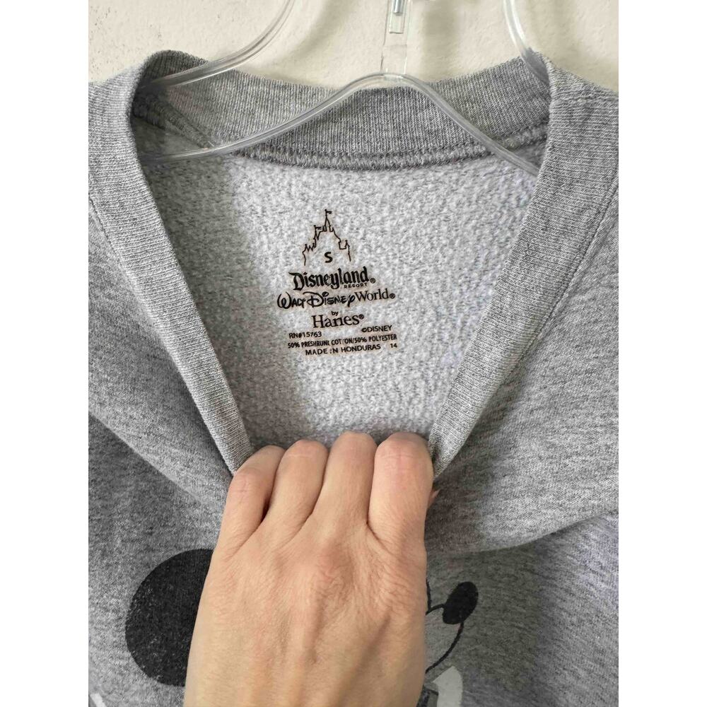 Disneyland Disney Parks Hanes Retro Official Crew Sweatshirt Gray Size Small - Picture 6 of 6